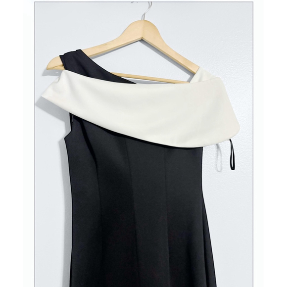 Badgley Mischka Size 6 One Shoulder Black & White Gown - Picture 6 of 13